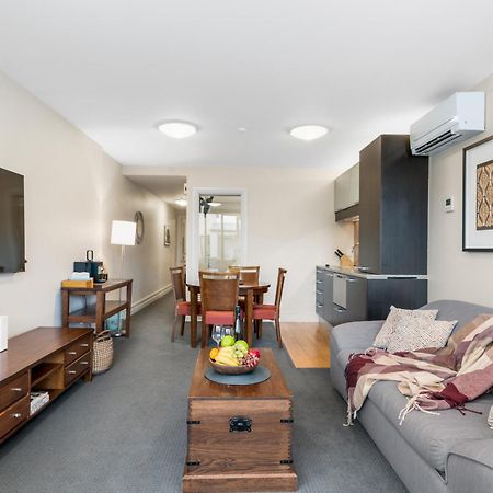 The Beacon - 2 Bedroom Town Center Apartment كوينستاون المظهر الخارجي الصورة